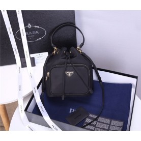 [premium] P 프** 버킷백