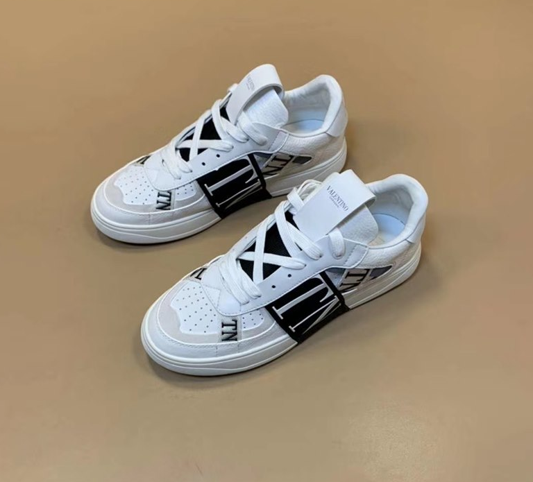V 발렌** 남성 스니커즈