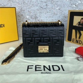 [premium] F 펜* KAN U 숄더백 19CM