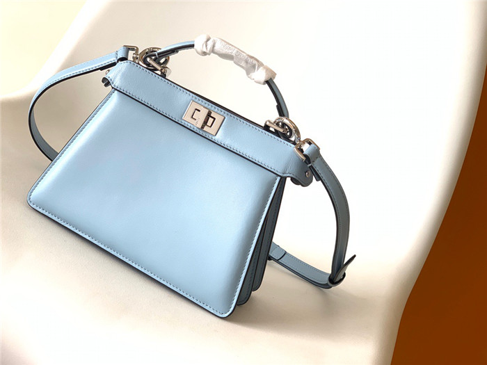 [premium] F 펜* 아이코닉 피카푸 아이씨유 미니백 20CM