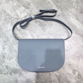 [premium] B 발렌*** 빌데이 크로스백 24CM